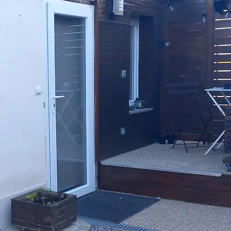 Agreable Pour 2 Avec Salle De Bain Et Terrasse Privees Homestay szállás