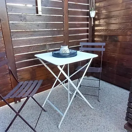 Homestay szállás Agreable Pour 2 Avec Salle De Bain Et Terrasse Privees Fagnières