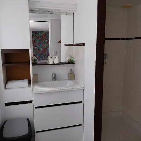Agreable Pour 2 Avec Salle De Bain Et Terrasse Privees Fagnieres